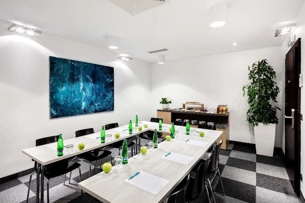 Conferences, Occidental Praha, Prague