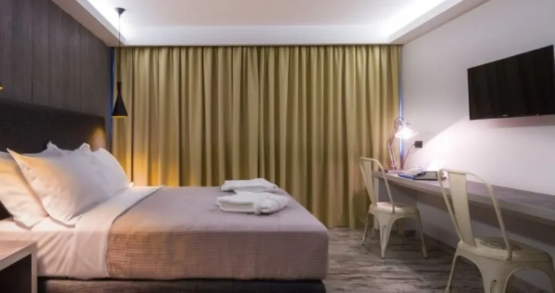 TRIPLE STANDARD Room, 36O Degrees, Athens