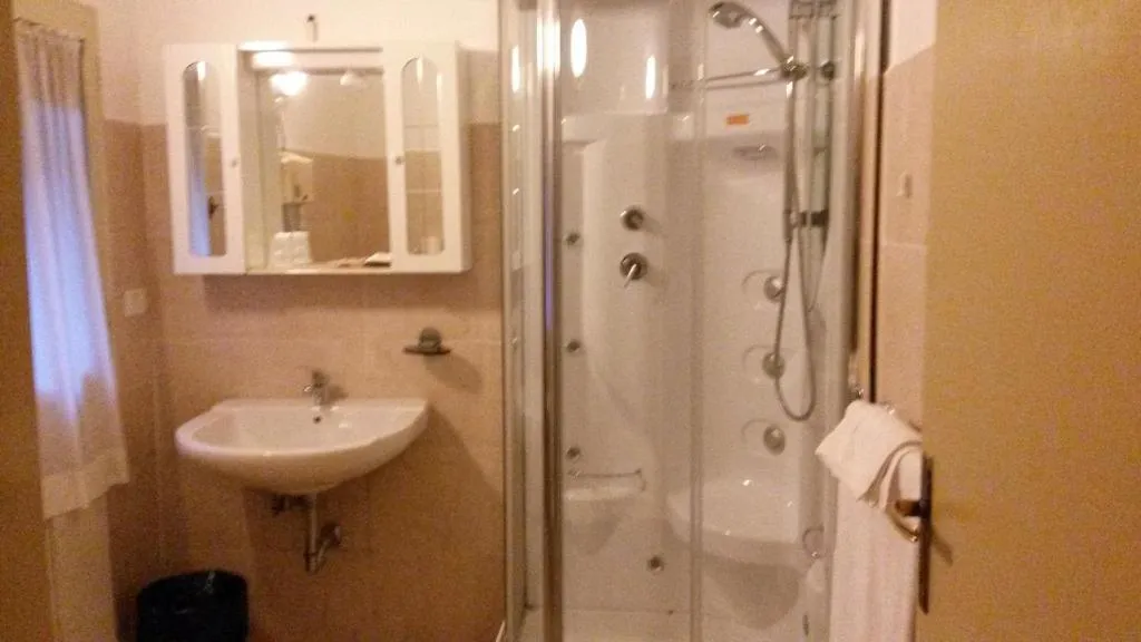 Double or Twin STANDARD Room, Ferretti, Perugia