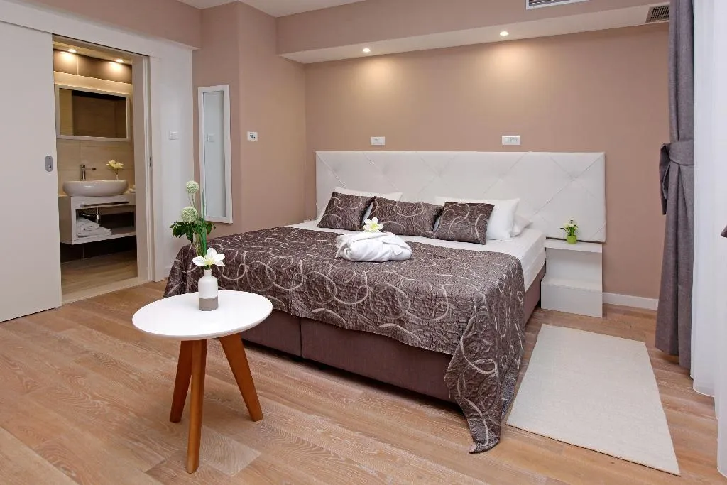 DOUBLE DELUXE WITH BALCONY Room, Hotel Villa Telenta, Dubrovnik