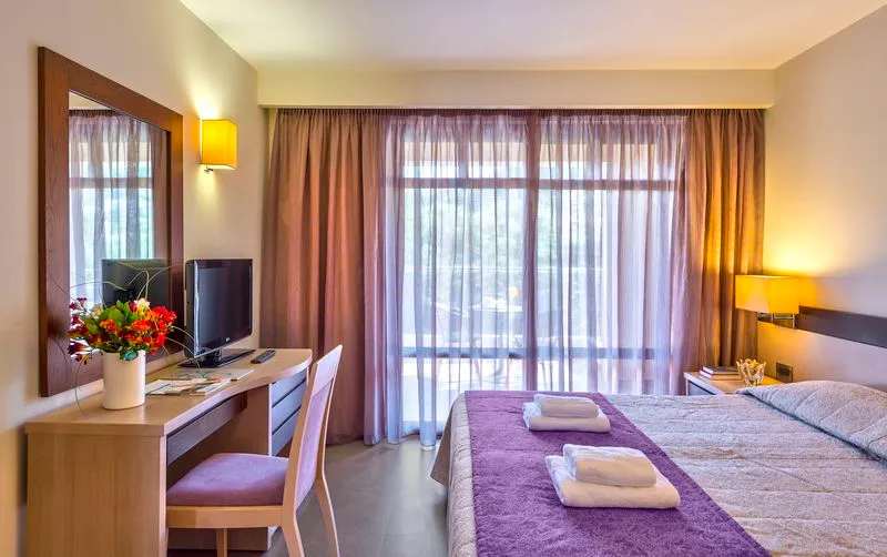STUDIO GARDEN VIEW Room, Porto Platanias Beach Resort & Spa, Crete