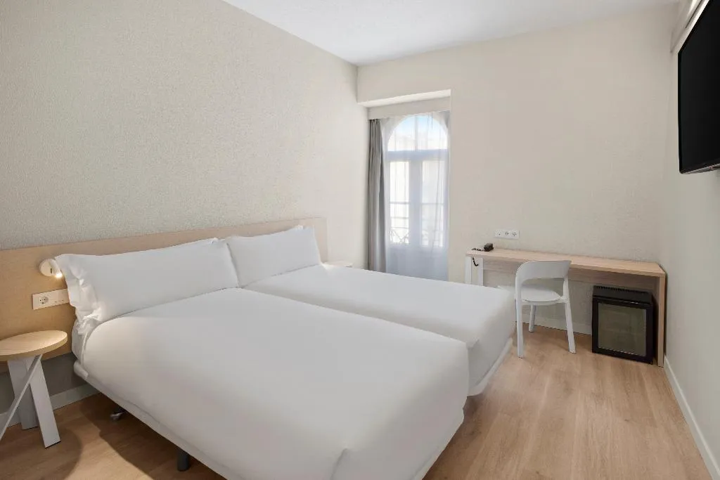 TWIN STANDARD Room, B&B HOTEL Figueira da Foz, Porto