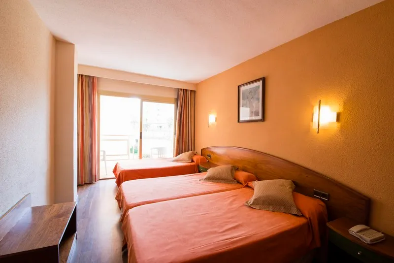 TWIN CAPACITY 3 Room, Helios Hotel, Majorca