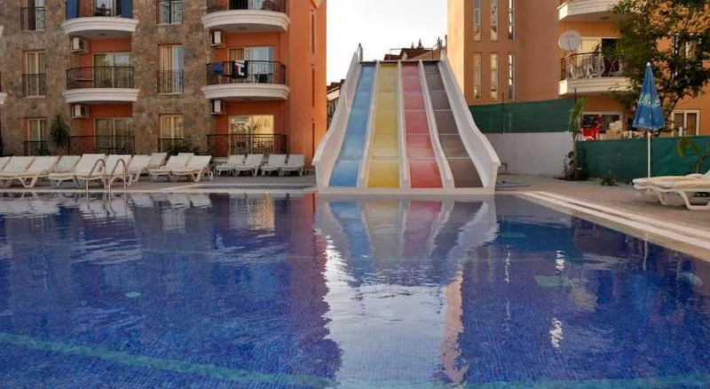 Pool, Ventum Apart, Dalaman