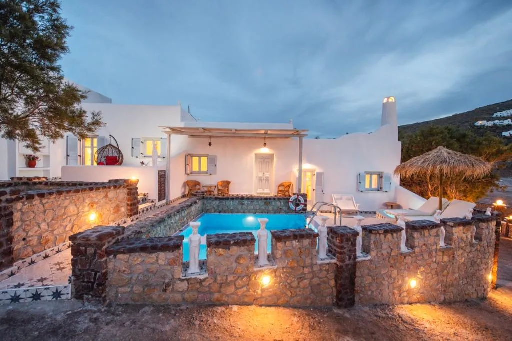 VILLA LUXURY Room, Starlight Luxury Seaside Villa & Suites, Santorini