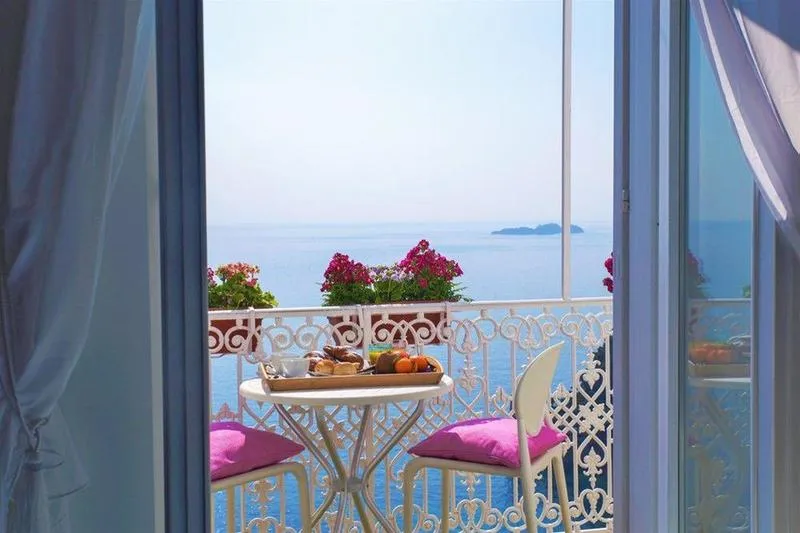 General view, B&B Casa Nilde Positano, Naples