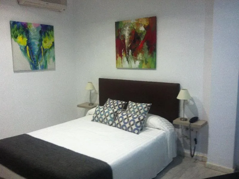 JUNIOR SUITE STANDARD Room, Cool Sevilla Hotel, Seville