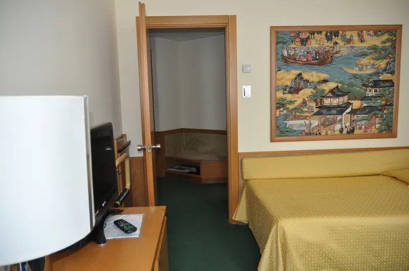 DOUBLE STANDARD Room, Galileo Milano, Milan