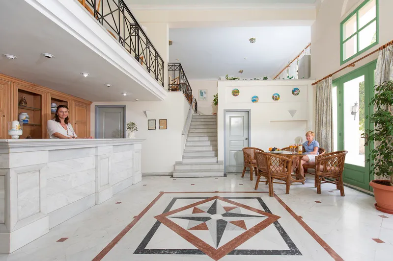 Lobby, Samaina Port, Samos