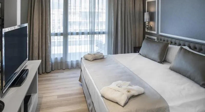 Room, Catalonia Passeig de Gracia, Barcelona