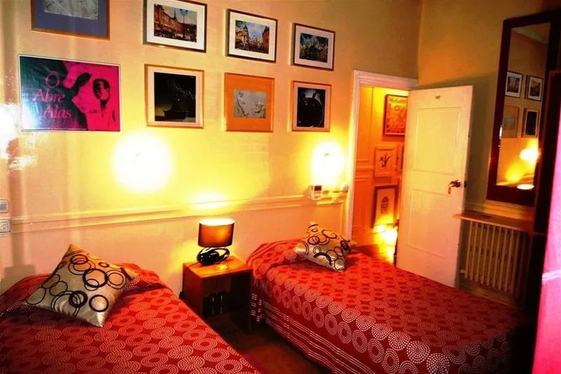 General view, OYO Hostal La Fontana, Madrid