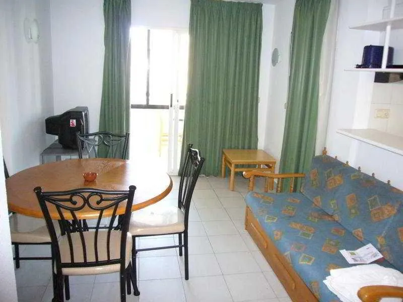 APARTMENT CAPACITY 6 TWO BEDROOMS Room, San Francisco, Costa Blanca