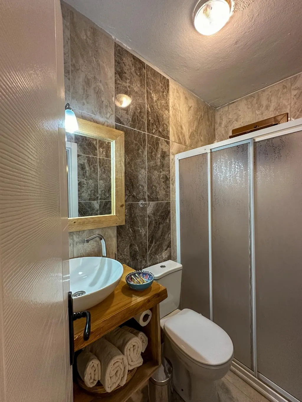 Room TWO DOUBLE BEDS Room, Faralya Misafir Evi, Dalaman