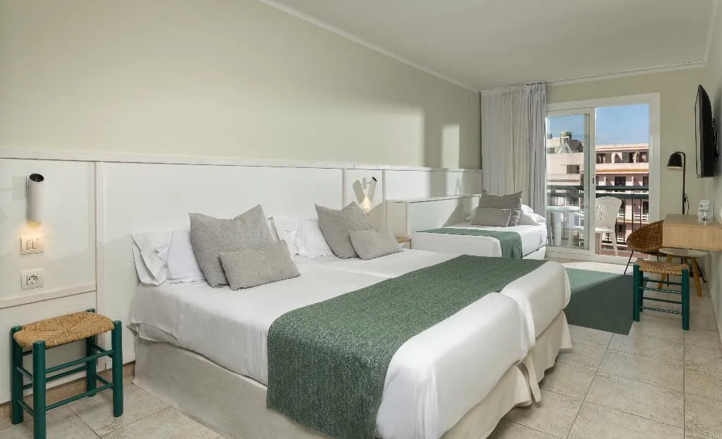 TRIPLE STANDARD Room, Aqua Hotel Bertran Park**** Adults Recommended, Costa Brava