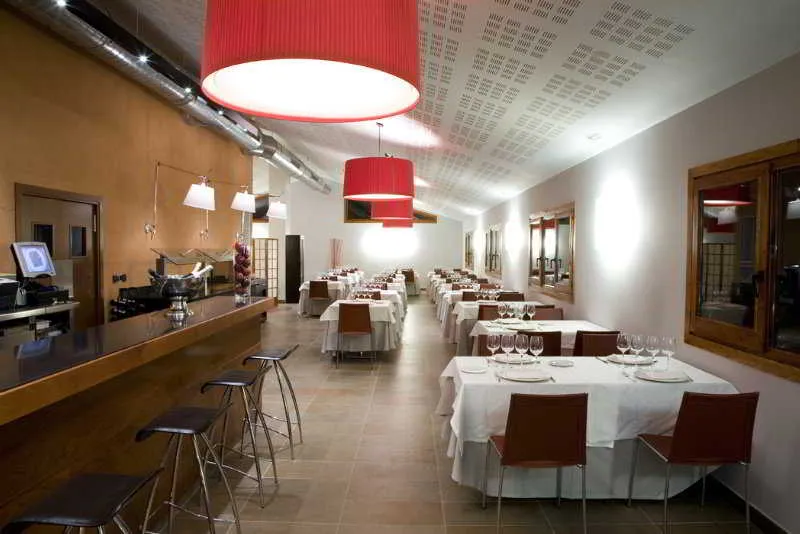 Restaurant, Hotel Restaurant & Spa Mas Ses Vinyes, Costa Brava
