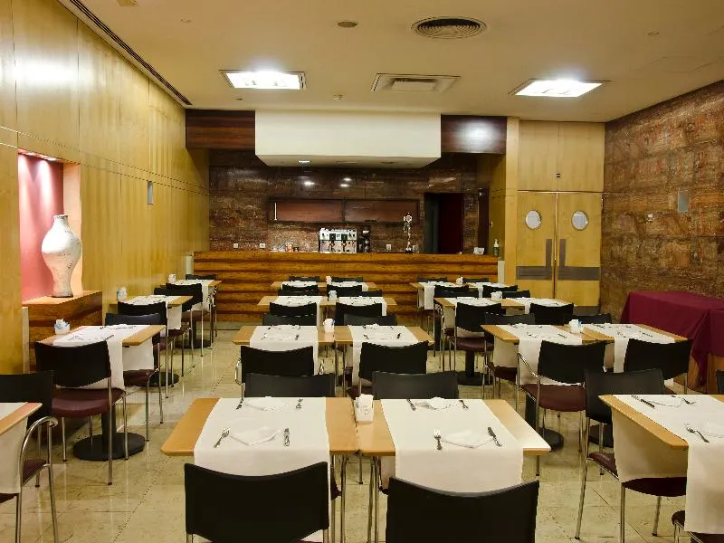 Restaurant, VIP Executive Entrecampos - Hotel & Conference, Lisbon
