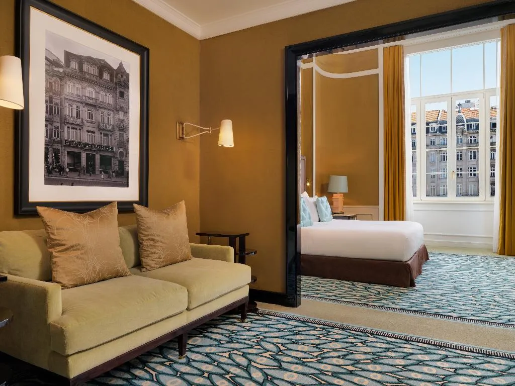 SUITE GRAND DELUXE Room, The One Monumental Palace, Porto