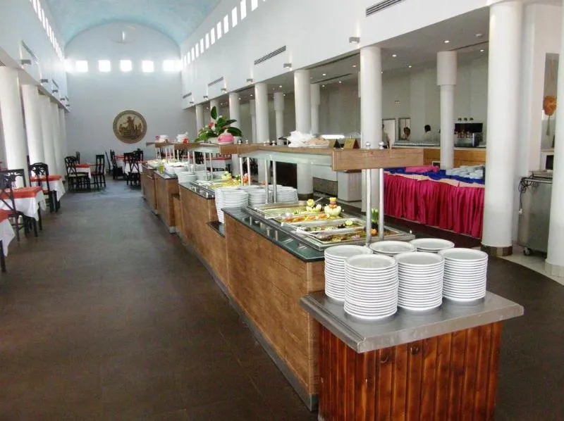 Restaurant, Eden Club, Tunisia