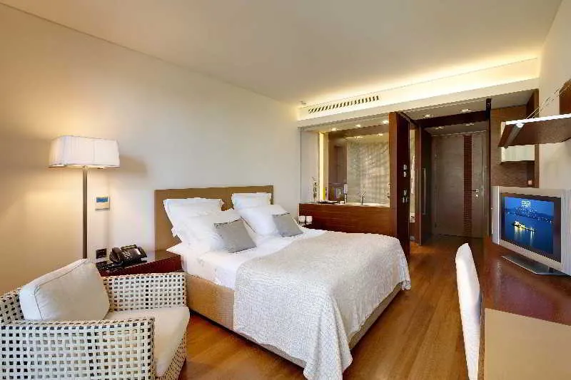 Room, Nafplia Palace, Kalamata