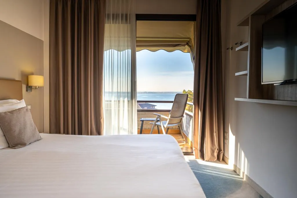 General view, Hotel Désirée by Double Hospitality, Milan