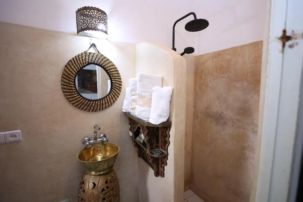 TRIPLE ONE BEDROOM ONE BATHROOM Room, Riad O-ly, Marrakech