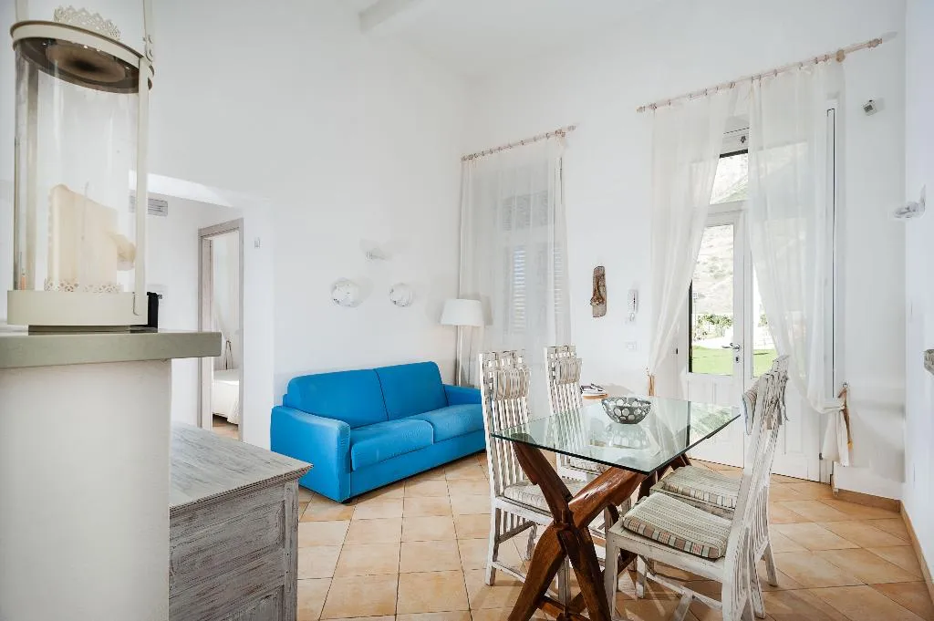 APARTMENT DELUXE Room, Nido del Pellegrino, Trapani