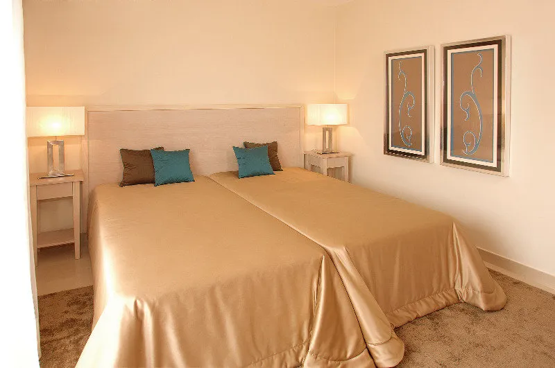 Room, Amendoeira Golf Resort, Algarve