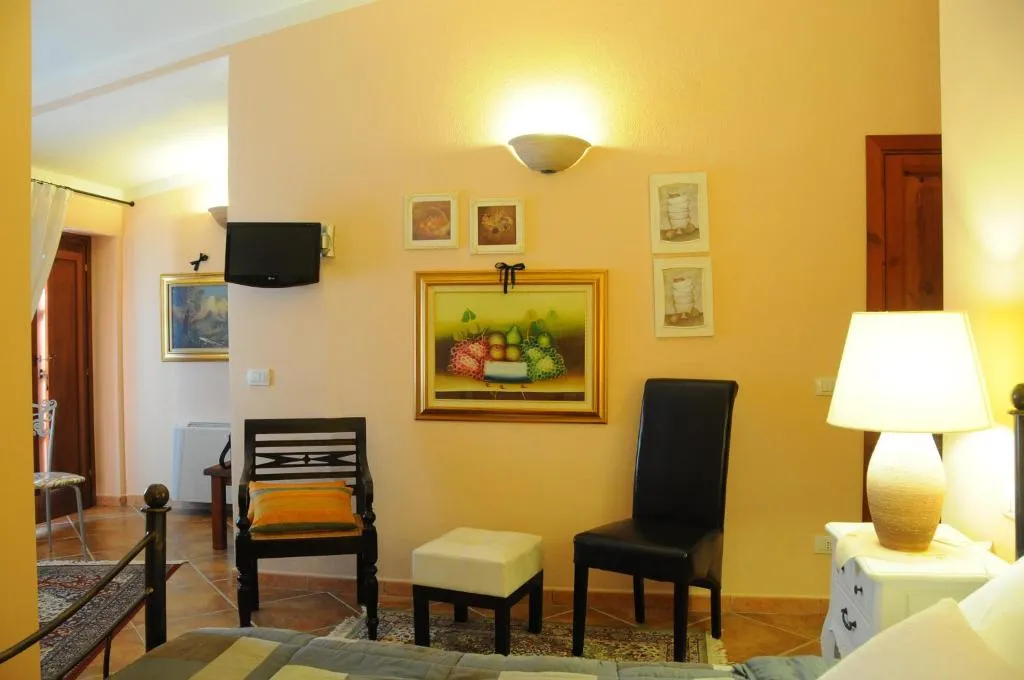 SUITE STANDARD Room, La Casa di Babbai, Olbia