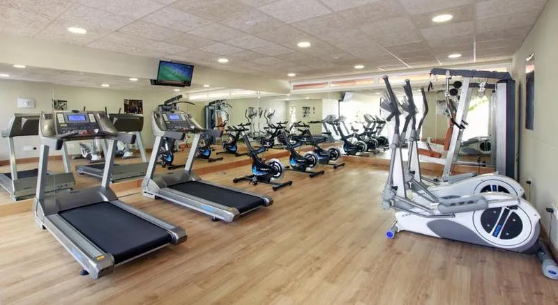 Sports and Entertainment, Puente Real, Costa Del Sol