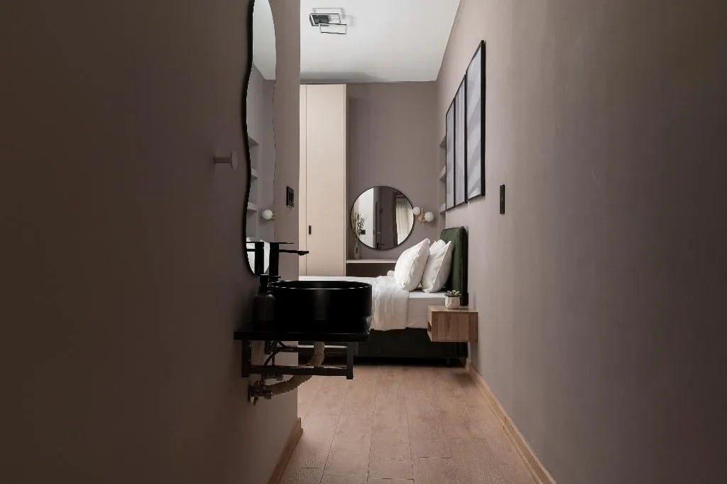 APARTMENT WITH BALCONY Room, Phalerus Suites, Athens