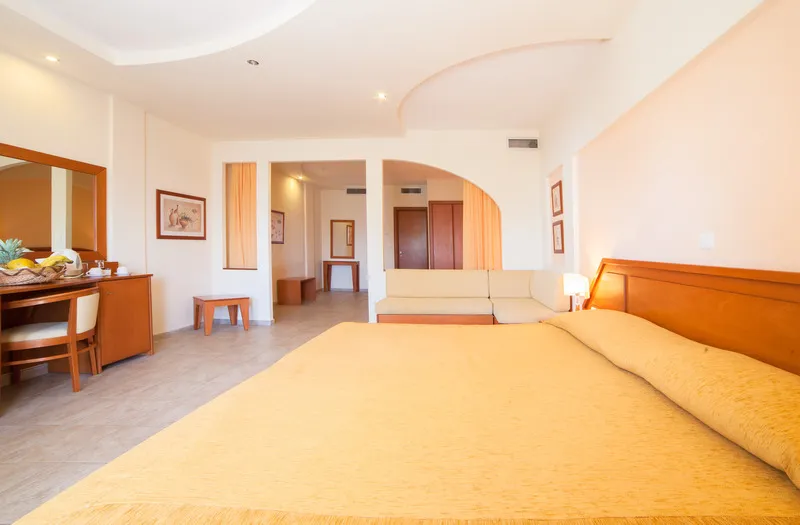 FAMILY ROOM STANDARD Room, Alexandros Palace Hotel & Suites, Halkidiki