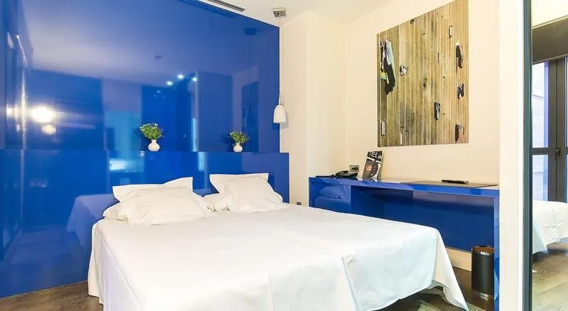 DOUBLE STANDARD Room, Holahotel del Carmen, Valencia