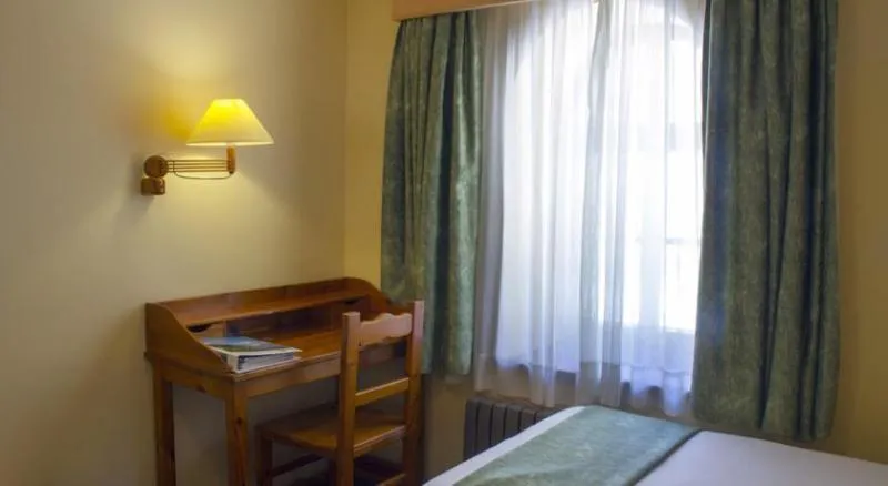 SINGLE STANDARD Room, Vall de Nuria, Costa Brava