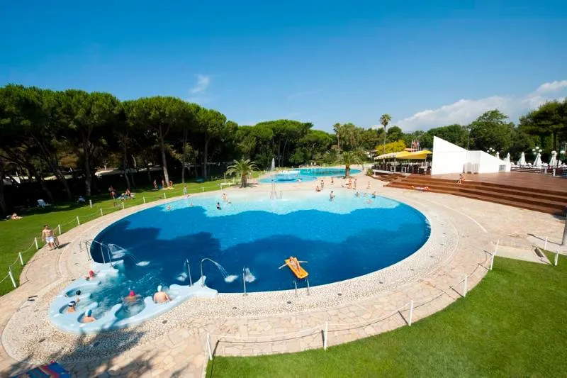 Pool, Baia Domizia Camping Village, Naples