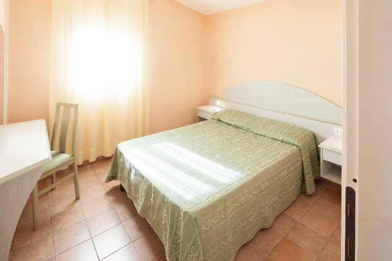 Room, Villaggio Turistico La Plata, Alghero