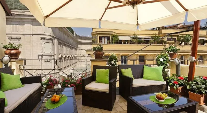 Terrace, La Fenice, Rome