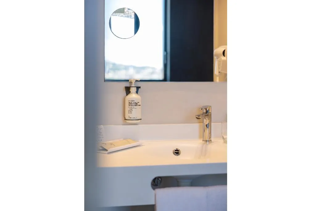 TRIPLE STANDARD Room, SB Plaza Europa, Barcelona