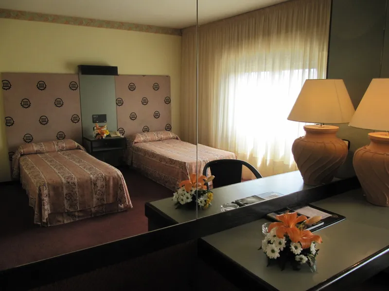 SINGLE STANDARD Room, Sercotel Cuatro Postes, Madrid