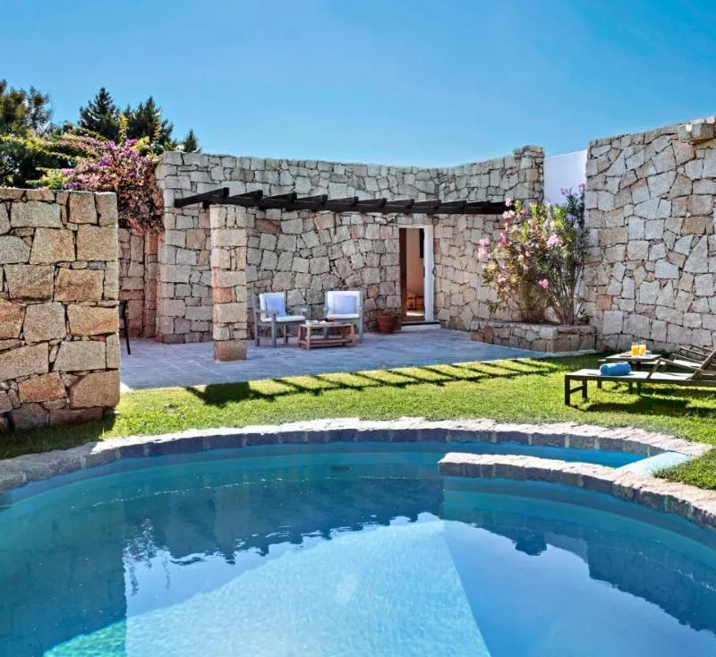JUNIOR SUITE WITH PRIVATE POOL Room, Grand Relais dei Nuraghi, Olbia