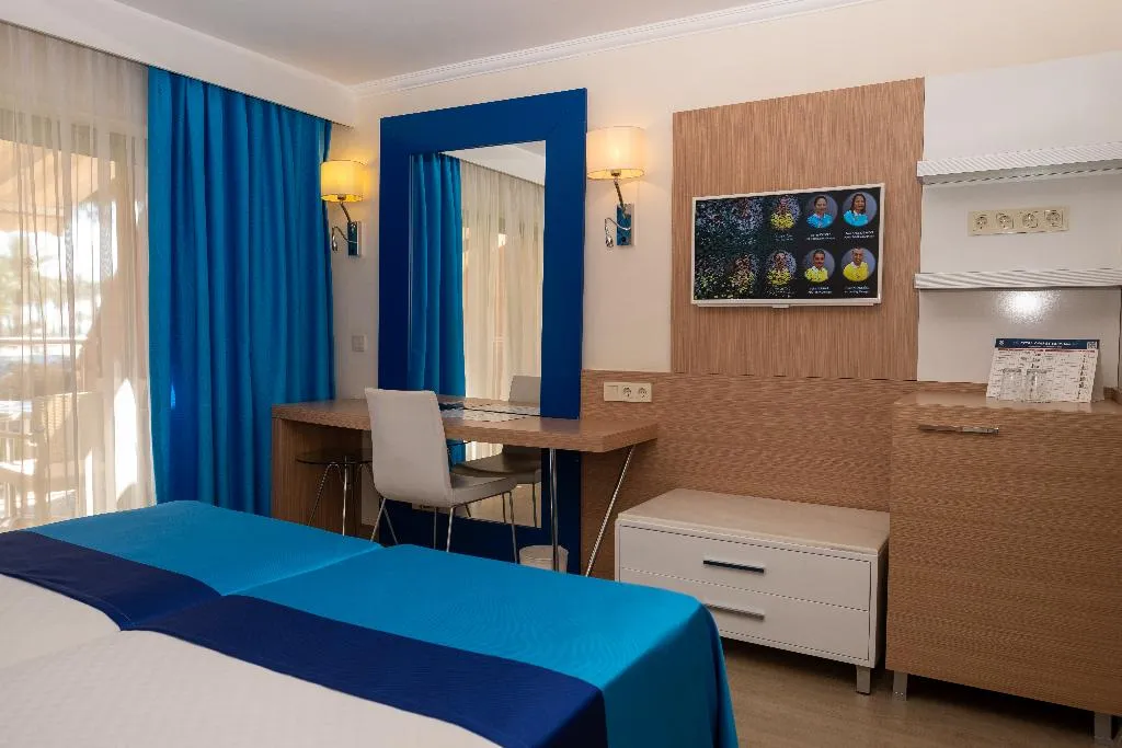DOUBLE PARTIAL SEA VIEW Room, AQI Pegasos World, Antalya