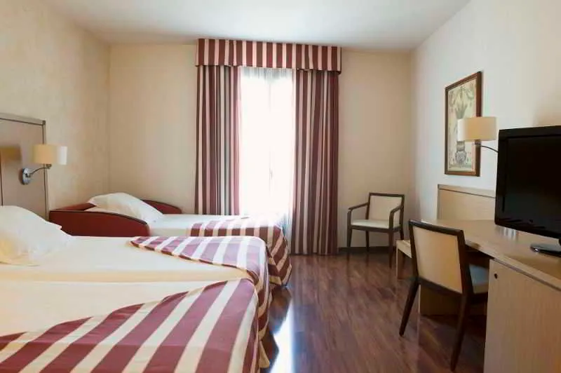 TRIPLE STANDARD Room, Duran Hotel & Restaurant, Costa Brava