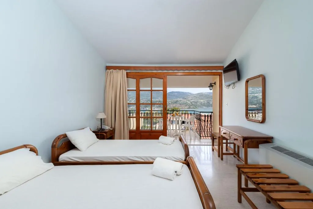 STUDIO TWO BEDS Room, Europe Hotel, Kefallinia