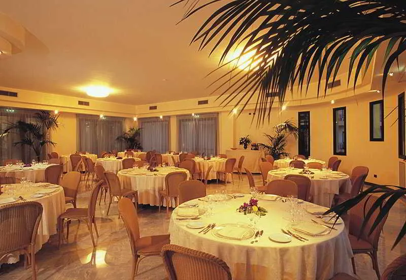 Restaurant, Grand Hotel Selinunte, Palermo