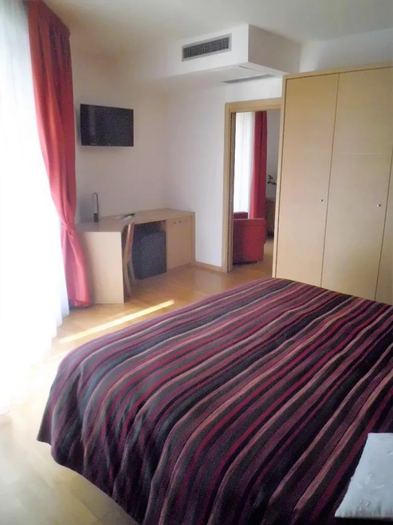 Room, Hotel Oasi SPA & Wellness, Milan