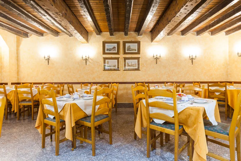 Restaurant, Madison, Rome