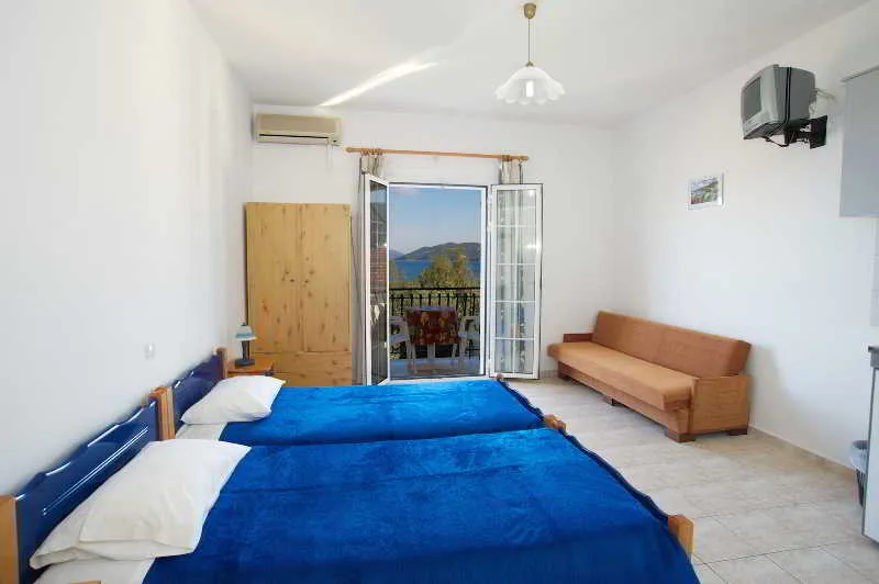 Room, Dimitris Studios, Kefallinia