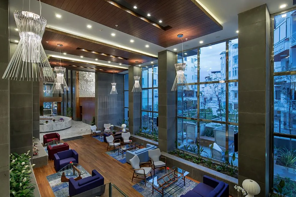 Lobby, DoubleTree by Hilton Kusadasi, Izmir