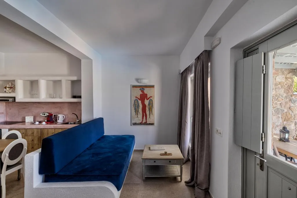 VILLA WITH PRIVATE POOL Room, Desiterra Resort, Santorini
