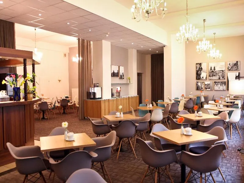 Restaurant, Central Hotel Prague, Prague