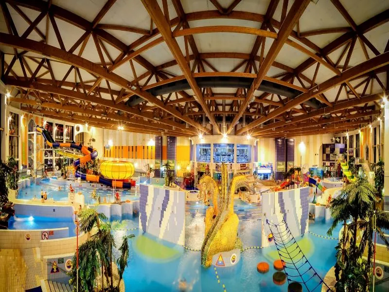 Sports and Entertainment, Hotel Swing, Krakow